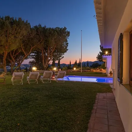 Lyx Homes In With Private Heated Pool Mijas