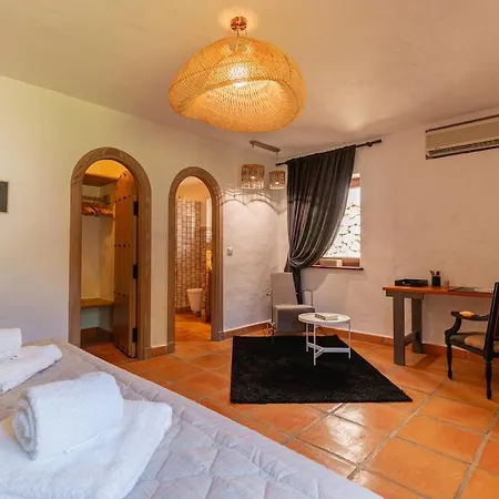 Lyx Homes In With Private Heated Pool Villa *