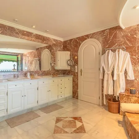 Lyx Homes In With Private Heated Pool * Mijas
